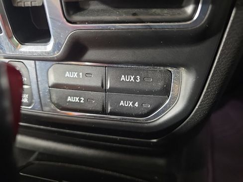 Used 2021 Jeep Wrangler Unlimited Rubicon AWD/4WD image 24