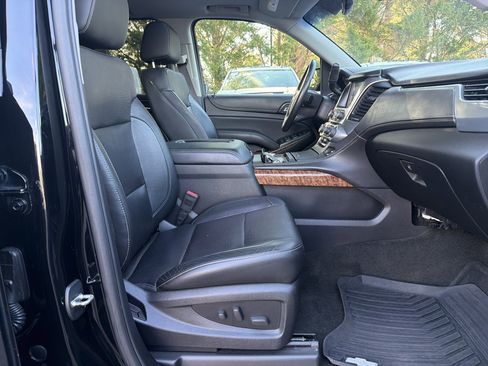 Used 2016 Chevrolet Suburban LTZ image 34