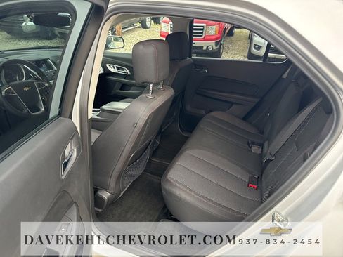 Used 2017 Chevrolet Equinox LT image 16