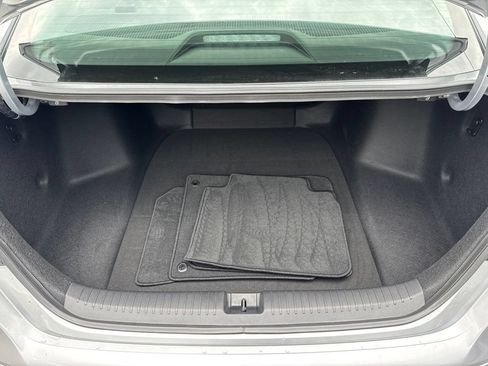 Certified 2025 Honda Accord SE image 18