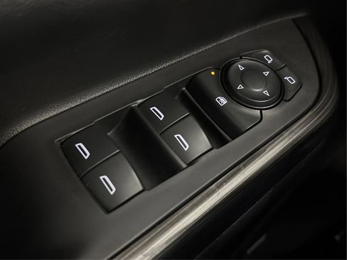 Used 2018 GMC Acadia SLT image 42