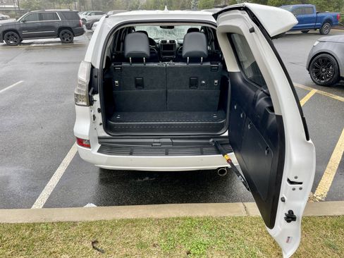 Used 2019 Lexus GX 460 Premium AWD/4WD image 39