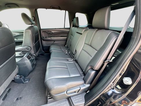 Used 2023 Honda Passport TrailSport image 31