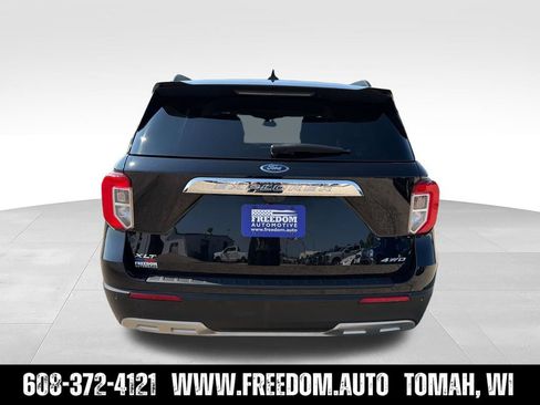 Used 2024 Ford Explorer XLT w/ Equipment Group 202A AWD/4WD image 6