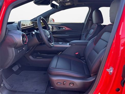 New 2025 Chevrolet Equinox EV RS image 9