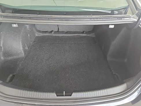 Used 2023 Chevrolet Malibu LT image 32