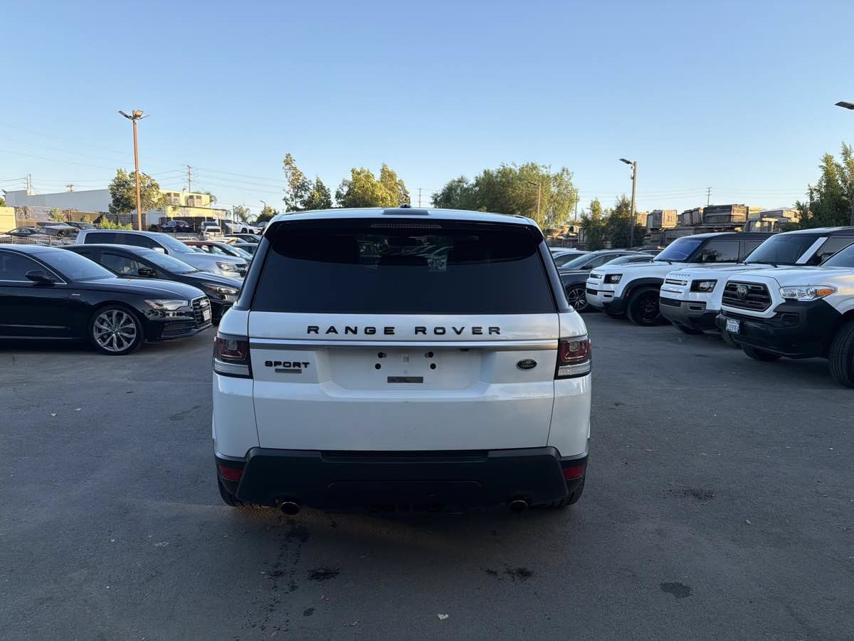 Used 2014 Land Rover Range Rover Sport Supercharged AWD/4WD image 6