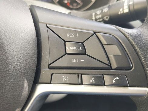 Used 2024 Nissan Altima 2.5 SV image 22