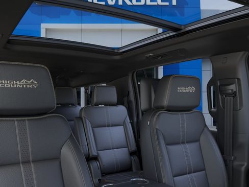 New 2026 Chevrolet Suburban High Country AWD/4WD image 24