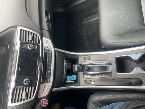 Used 2015 Honda Accord EX-L image 12