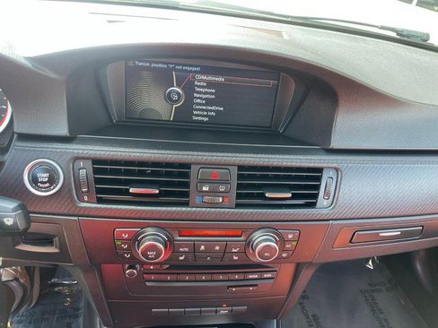 Used 2013 BMW M3 Convertible image 27