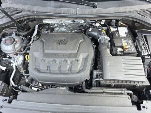 Used 2024 Volkswagen Tiguan S image 15