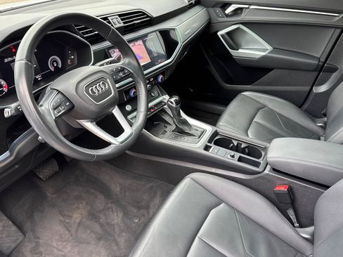 Used 2020 Audi Q3 2.0T Premium Plus w/ Premium Plus Package image 9