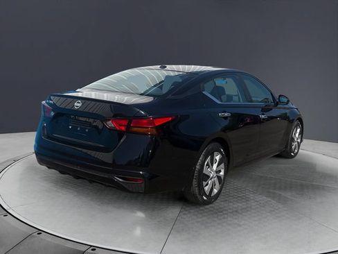 Used 2020 Nissan Altima 2.5 S FWD image 5