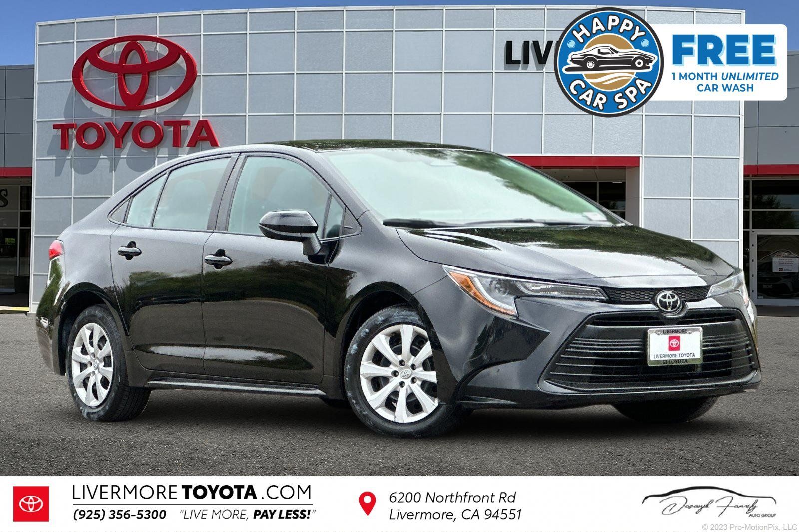 Used 2024 Toyota Corolla LE FWD image 1