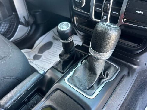 Used 2019 Jeep Wrangler Unlimited Sport S AWD/4WD image 10