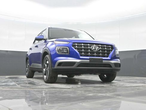 New 2026 Hyundai Venue SEL image 30
