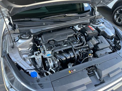 Used 2025 Kia K4 FWD image 28