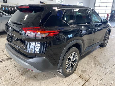 Certified 2021 Nissan Rogue SV image 25