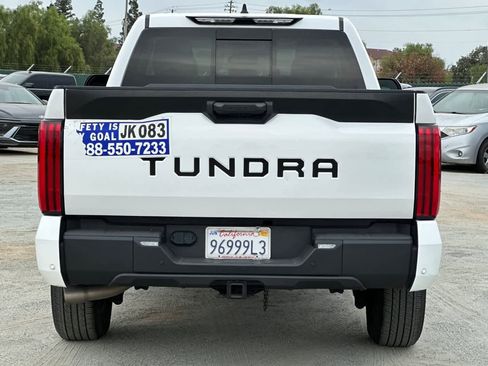 Used 2022 Toyota Tundra SR5 image 8