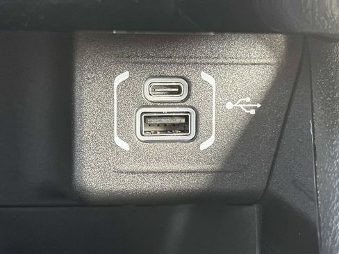 New 2026 Jeep Compass Latitude AWD/4WD image 28