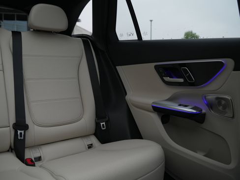 New 2026 Mercedes-Benz GLC 350e 4MATIC image 34