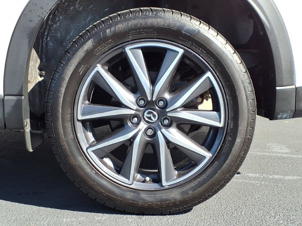 Used 2018 MAZDA CX-5 Touring w/ Preferred Equipment Package AWD/4WD image 6