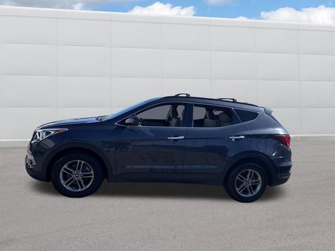 Used 2017 Hyundai Santa Fe Sport image 2