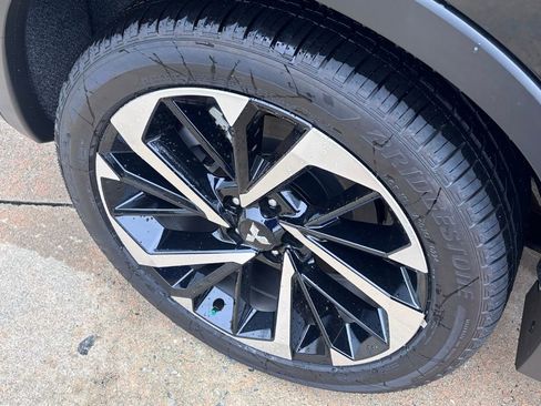 Used 2024 Mitsubishi Outlander SEL image 24