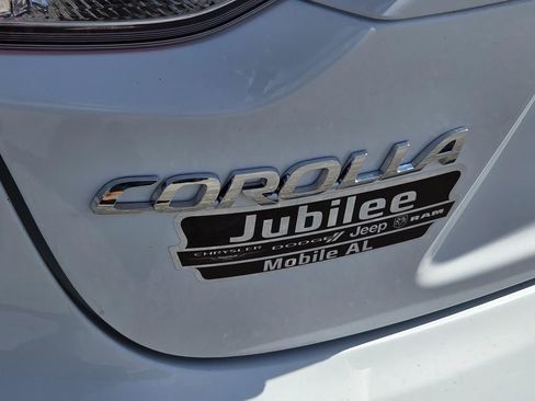 Used 2023 Toyota Corolla SE image 5