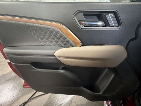 New 2026 GMC Canyon Denali image 22