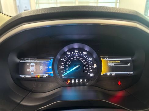 Used 2019 Ford Edge SEL w/ Equipment Group 201A FWD image 17