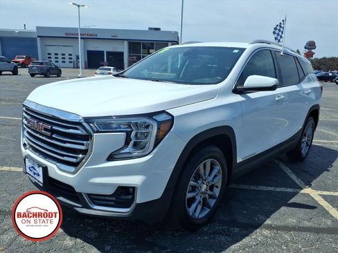 Used 2022 GMC Terrain SLT AWD/4WD image 3