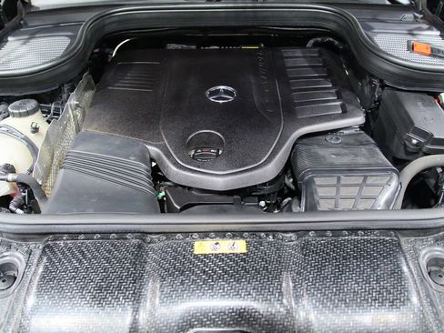 Certified 2024 Mercedes-Benz GLE 450 4MATIC image 32