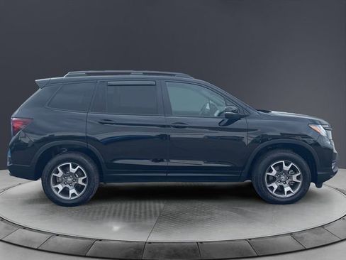 Certified 2023 Honda Passport TrailSport image 6