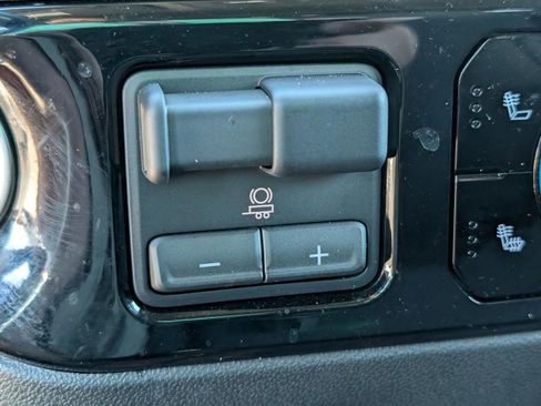 Certified 2025 Chevrolet Silverado 1500 LT w/ Protection Package image 28