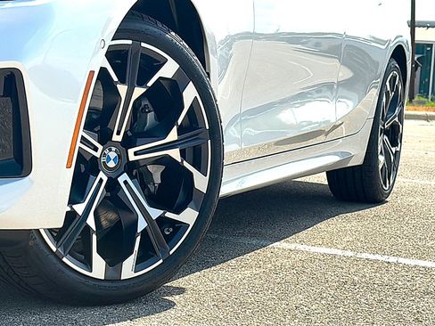 New 2026 BMW 330i Sedan w/ Premium Package RWD image 3