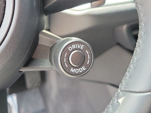 Certified 2024 Porsche Cayenne Coupe AWD/4WD image 38