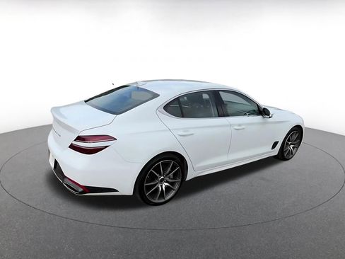 Used 2025 Genesis G70 2.5T image 14