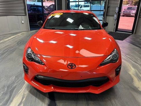 Used 2017 Toyota 86 860 Special Edition RWD image 37