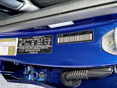 Used 2019 Kia Forte LXS FWD image 37