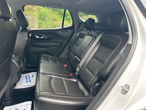 Used 2022 GMC Terrain SLT w/ Tech Package AWD/4WD image 23