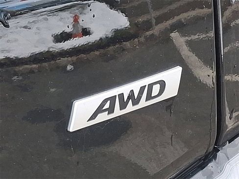 Used 2023 Hyundai Kona SEL image 32