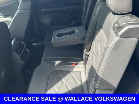 Certified 2026 Volkswagen Atlas SE FWD image 13