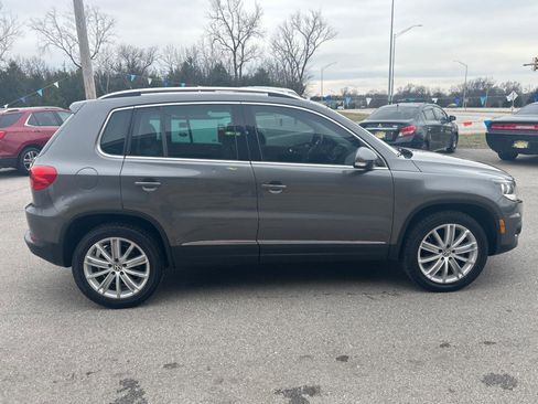 Used 2012 Volkswagen Tiguan S FWD image 4