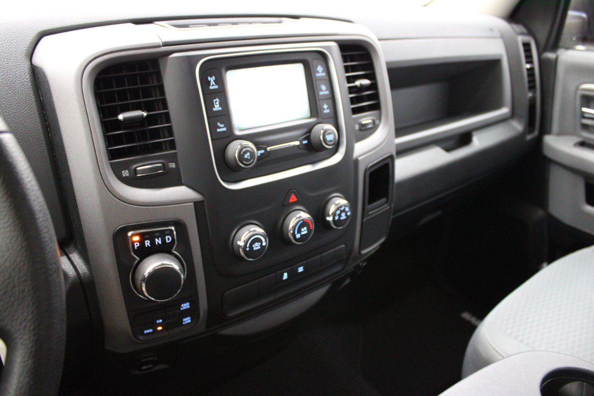 Used 2014 RAM 1500 Express AWD/4WD image 16