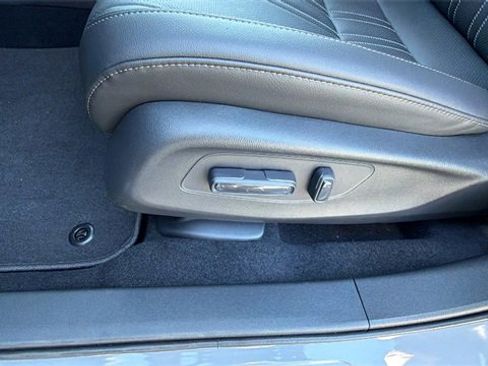 New 2026 Honda HR-V EX-L image 21