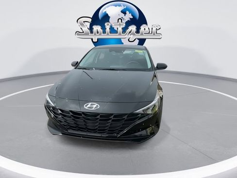 Used 2023 Hyundai Elantra SEL w/ Winter Weather Package image 3