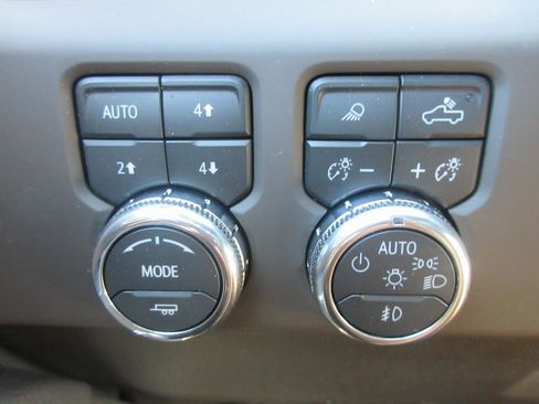 New 2026 GMC Sierra 2500 Denali w/ Denali Reserve Package image 18