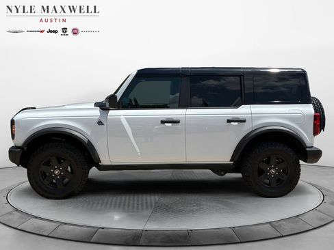 Used 2024 Ford Bronco Black Diamond AWD/4WD image 13